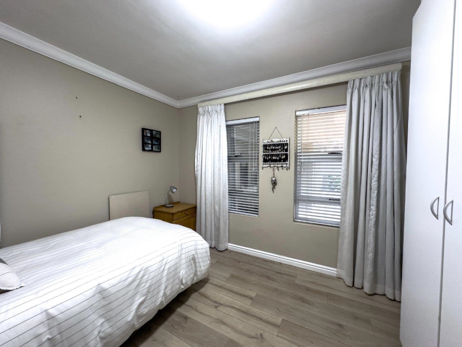 To Let 3 Bedroom Property for Rent in Van Riebeeckshof Western Cape